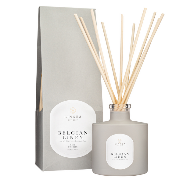 Fresh Linen™ - 12oz Finely Crafted Scented Candle By Begonia & Bench®